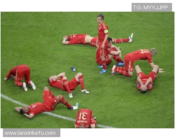 足球明星中那些名字带有良字的传奇人物与他们的辉煌成就